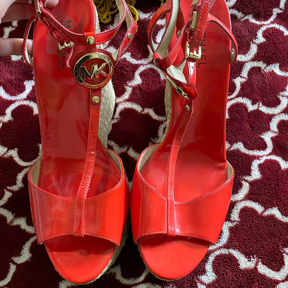 Micheal Kors wedges